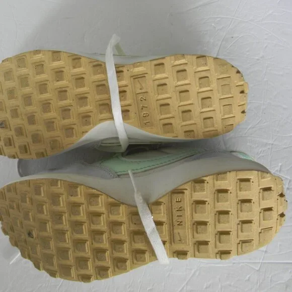 Nike Waffle Debut White Mint Foam Gum MEN'S SZ 9 - Picture 7 of 7